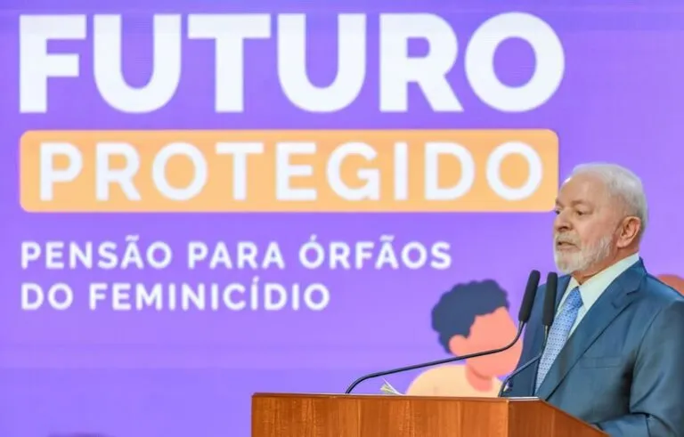 Órfãos de feminicídio têm direito a pensão do INSS a partir de hoje